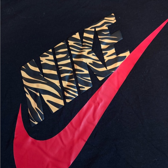 Women’s Nike Black Tee with Animal Print Text, 2x - Picture 2 of 3